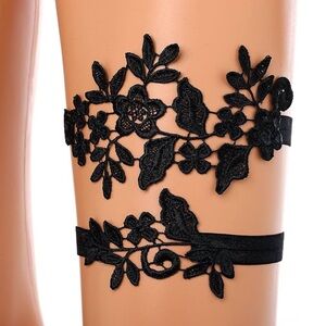 White Floral Lace Garter